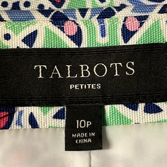 Talbots, 97% Cotton, Zip Up Side, Knee Length, beautiful Color Skirt, Size 10P - Picture 3 of 6